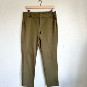 Old Navy | Women's Green Pixie High Rise Secret Slim Pockets Pants Size‎ 10 EUC